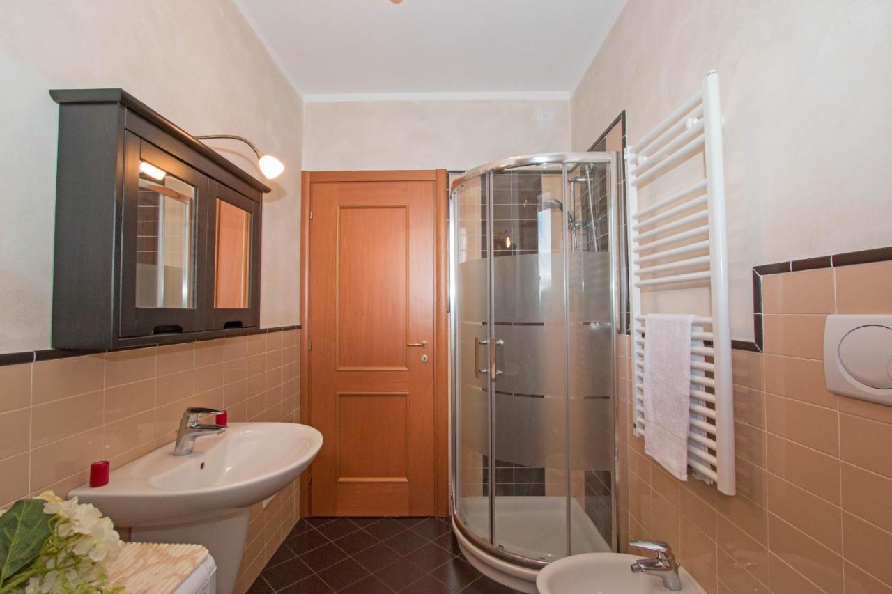 Baglio Degli Ulivi 3 Apartment By Wonderful Italy Sirmione Exterior photo